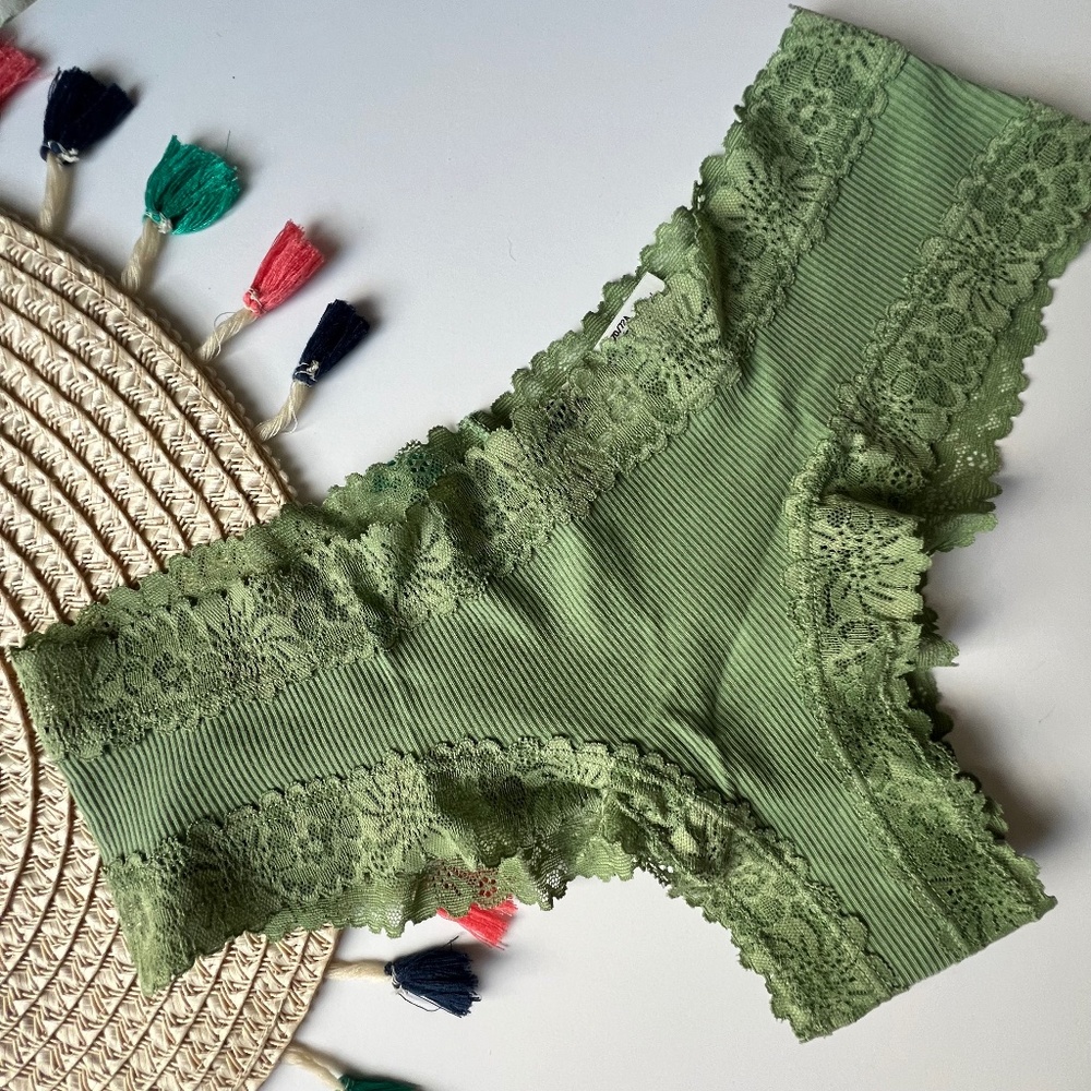 Victoria's Secret PINK Ribbed Lace Waist Cheekster Panty Green Medium NEW